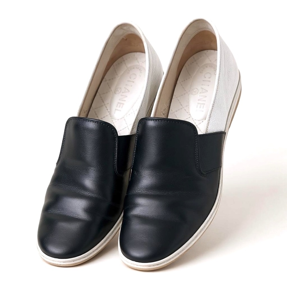 CHANEL Two-Tone Black and White Loafers